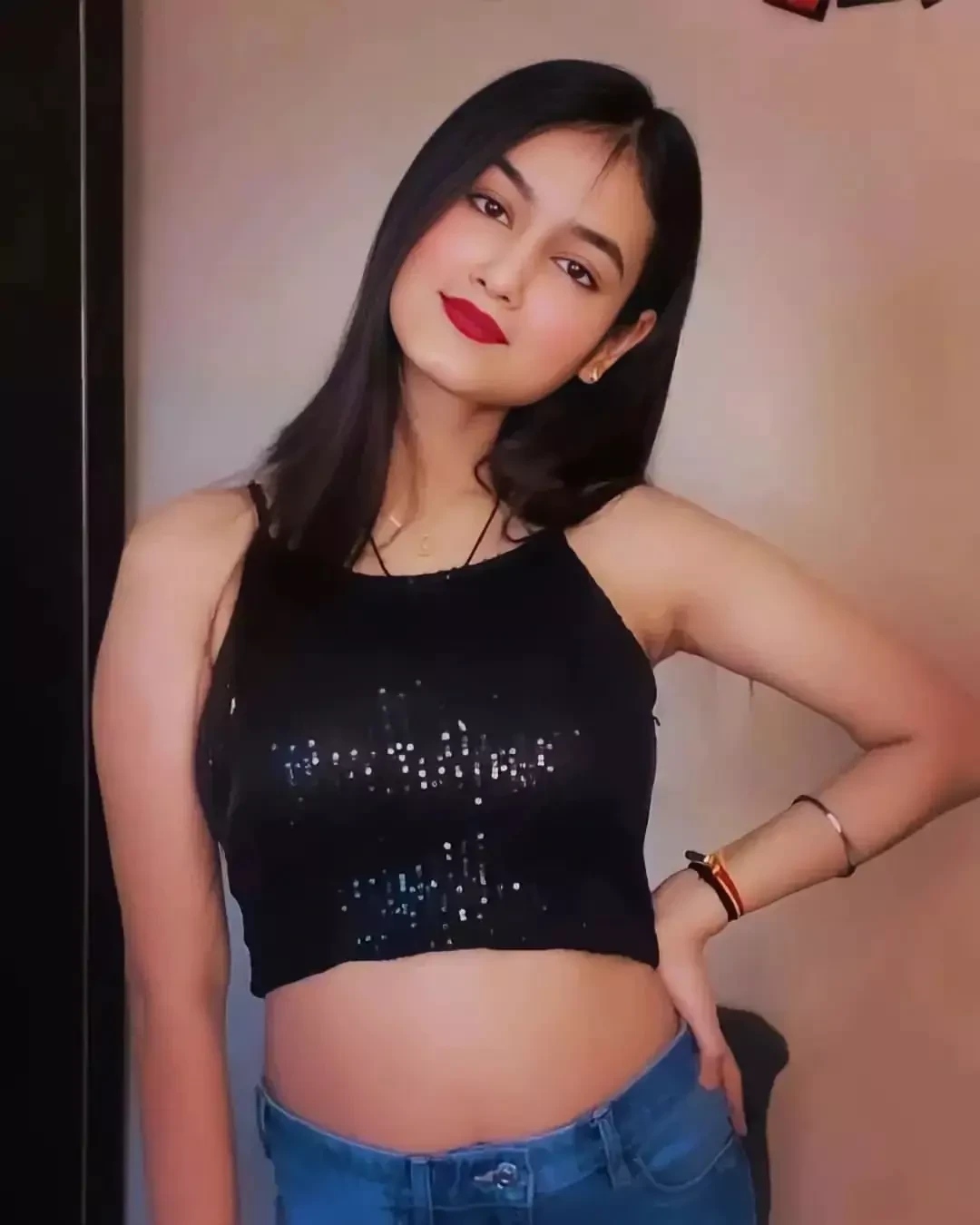 Enjoy COD & Free Hotel Delivery With Our Call Girls